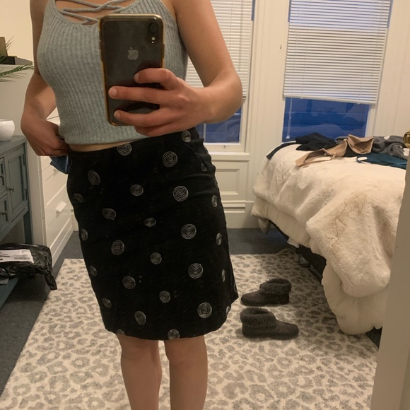 Willi Smith silver spiral black knee length skirt - Picture 4 of 4